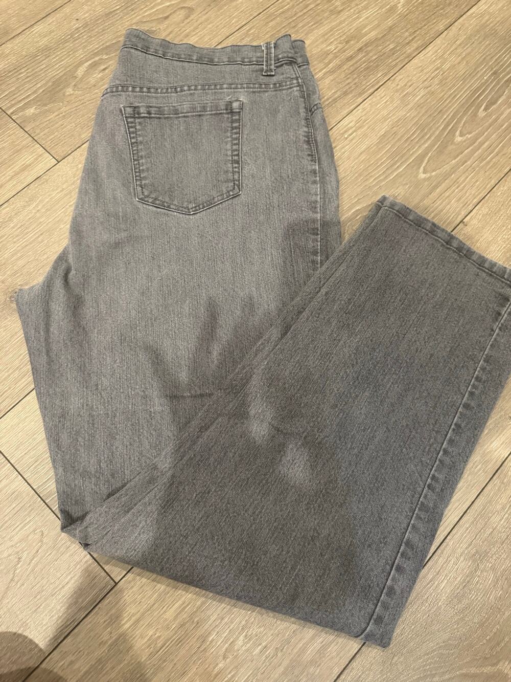 Gloria Vanderbilt Jeans Women’s 16 Gray Straight Leg Stretch Denim Average
